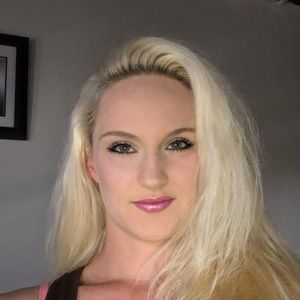 Meet your Posher, Christen